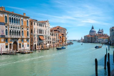 veneza Credito editorial FranciscoMarques Shutterstock.com shutterstock 1897839814