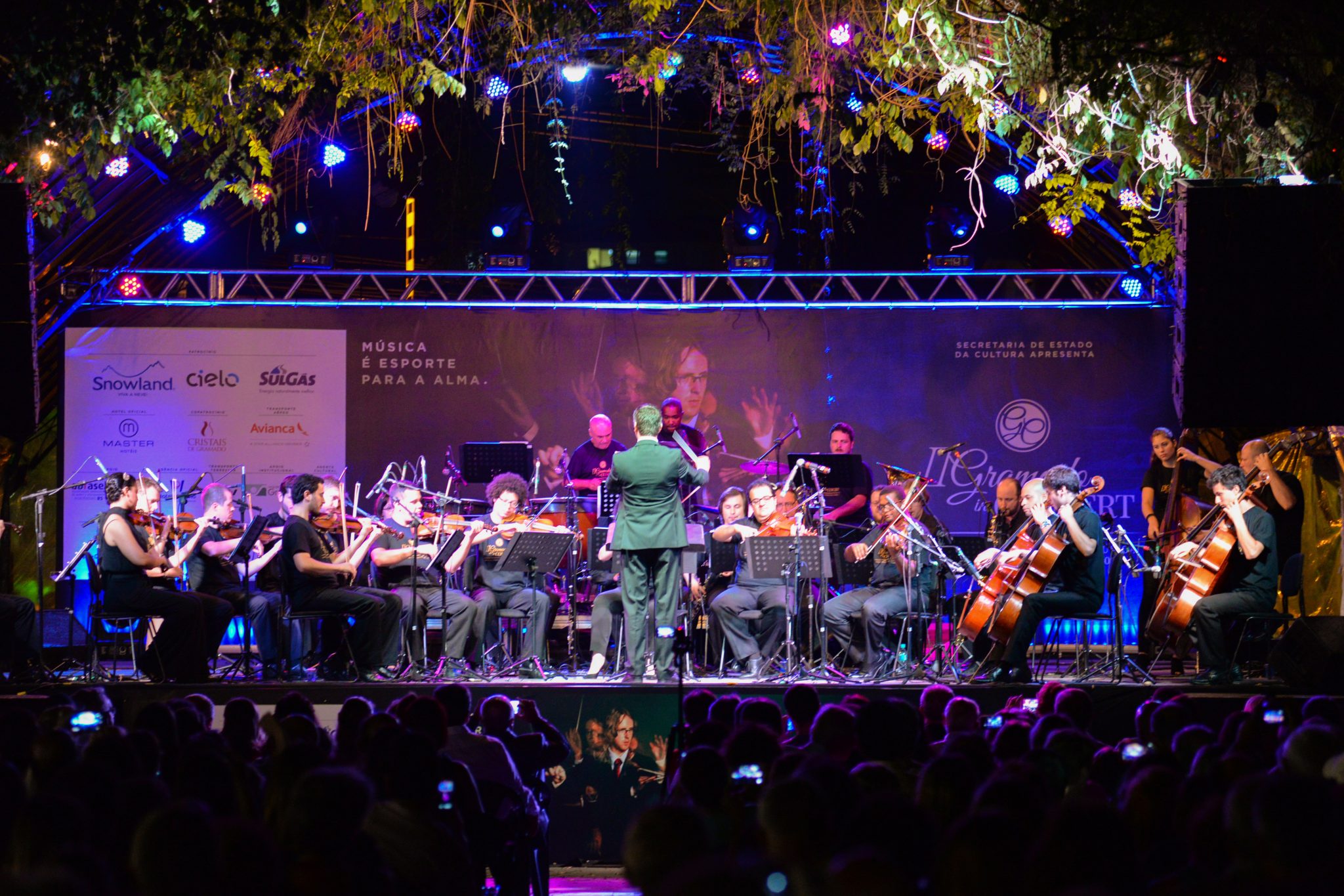 programacao de natal em gramado orquestra credito editorial Cleiton Thiele 1187 programacao de natal em gramado orquestra credito editorial Cleiton Thiele 1187