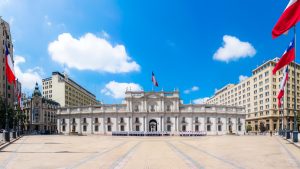 Palacio de la Moneda Santiago Chile Credito editorial Gubin Yury shutterstock 655162834 Palacio de la Moneda Santiago Chile Credito editorial Gubin Yury shutterstock 655162834