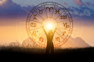 Quer saber qual é a dica de viagem ideal para cada signo do zodíaco? Pois então confira o horóscopo do(a) viajante 2023 | Crédito: Shutterstock