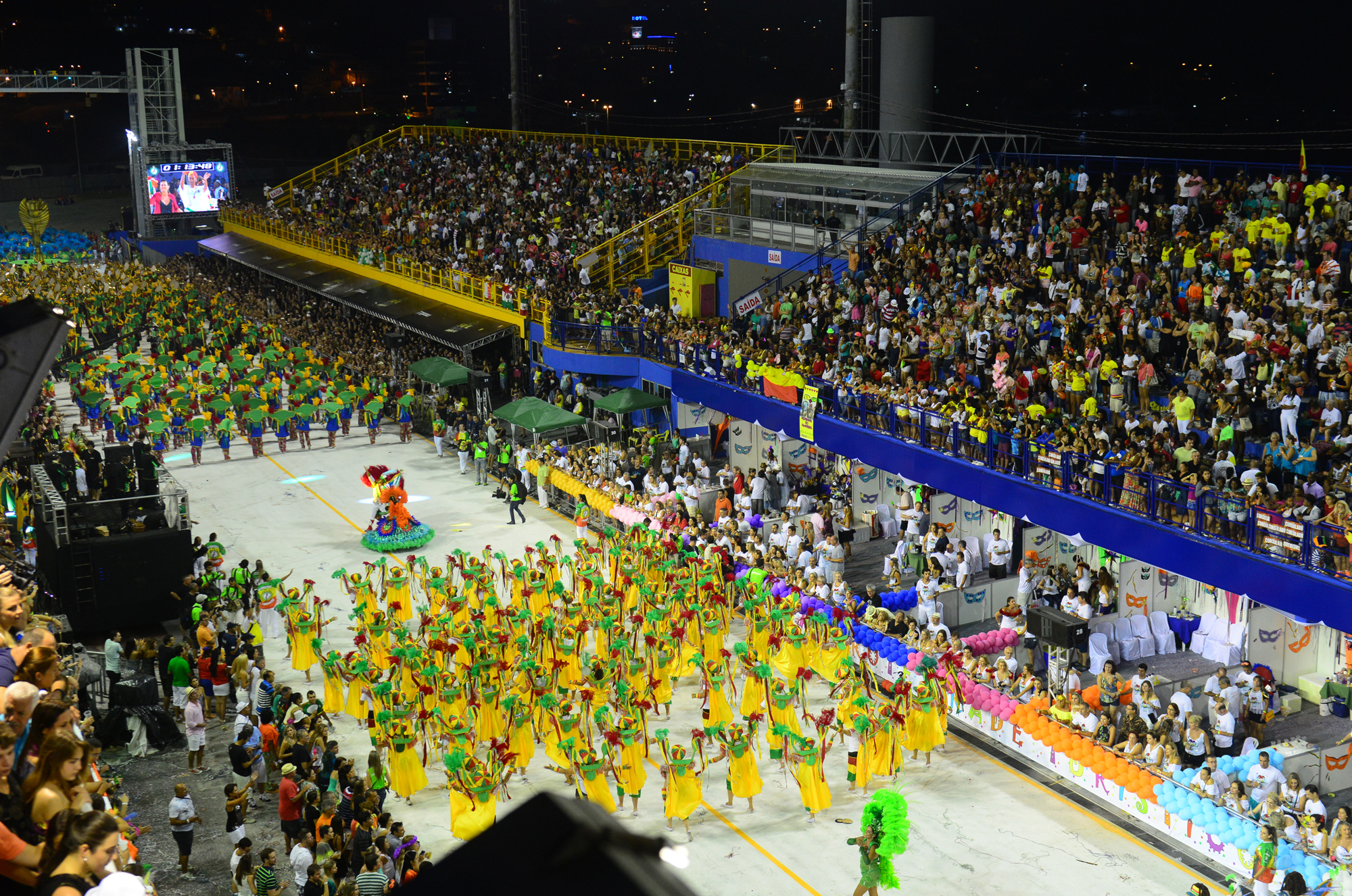 Desfileuim2014 destinos-mais-procurados-para-o-carnaval-florianopolis