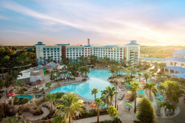 hoteis universal loews sapphire falls resort