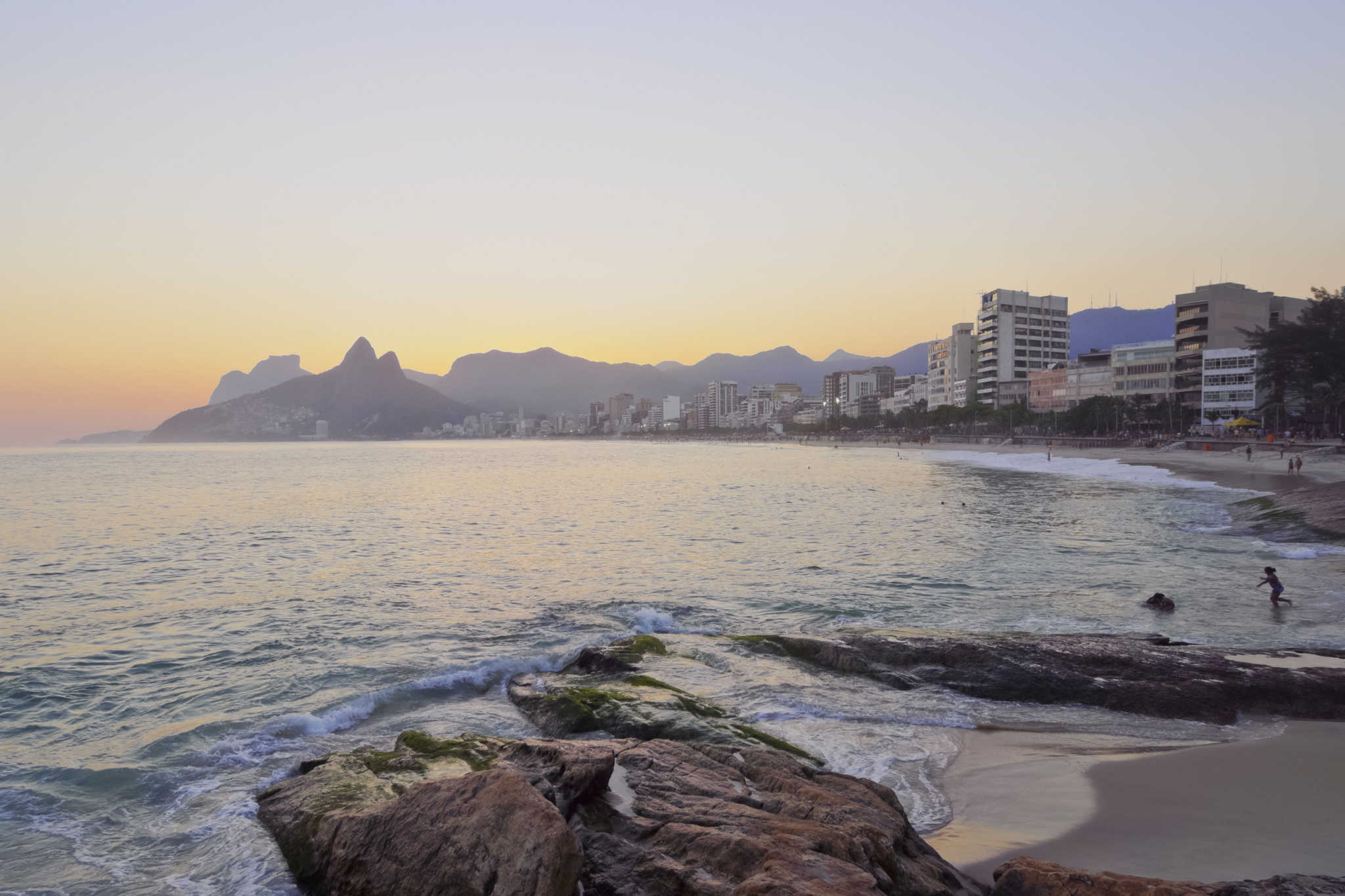 natureza no rio de janeiro pedra arpoador natureza no rio de janeiro pedra arpoador
