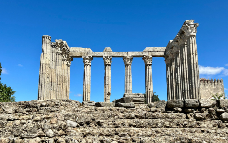 o que fazer no alentejo evora templo romano o que fazer no alentejo evora templo romano