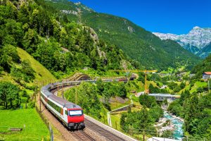 viagem de trem pela europa suica