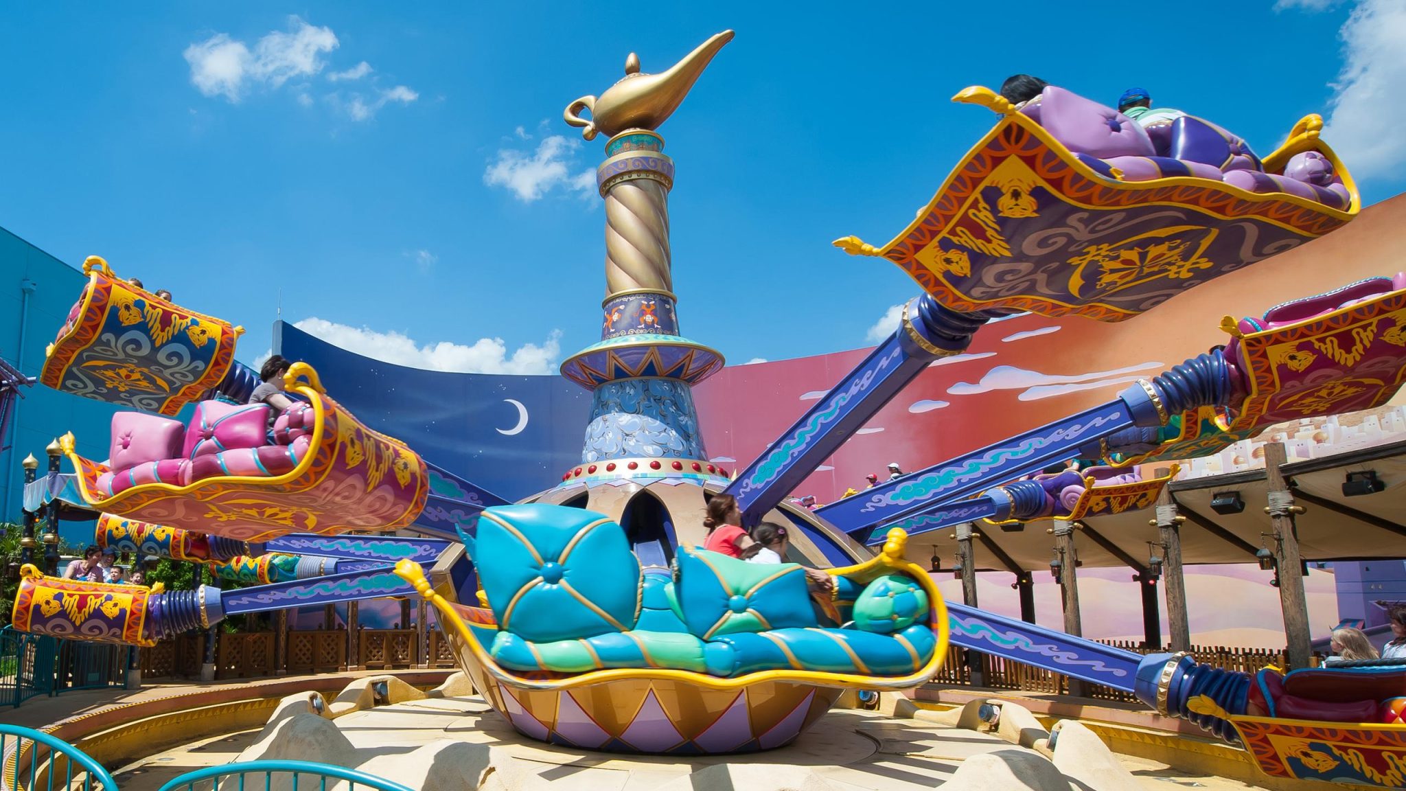 melhores atracoes da disneyland aladdin