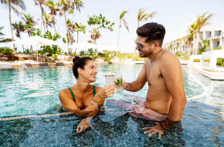 Hilton2Pool Hilton2Pool